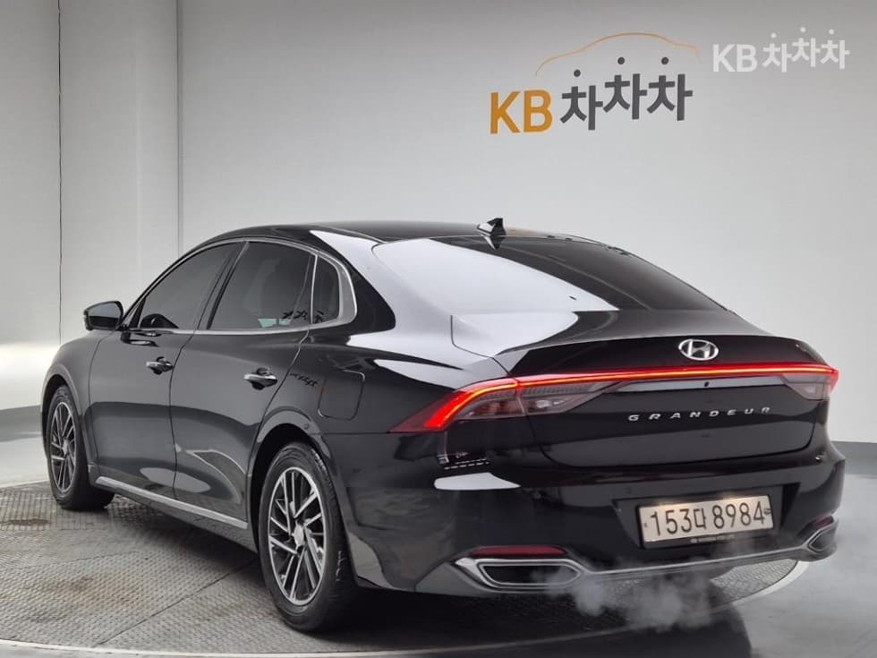 Hyundai The New (facelift) Grandeur (Azera)2.5 Premium 초이스 - 2