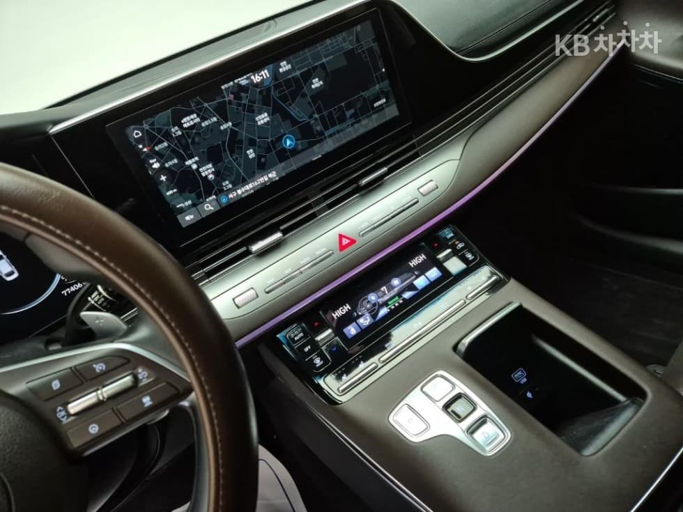 Hyundai The New (facelift) Grandeur (Azera)2.5 Premium 초이스 - 10