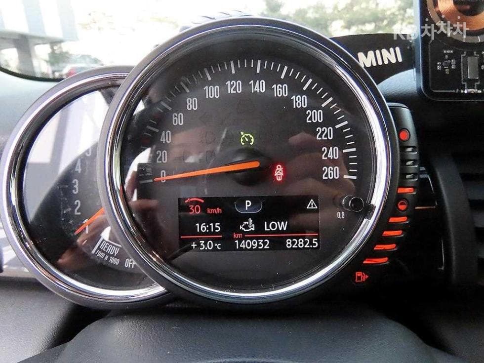 Mini Cooper 3도어D 1.5 하이트림 - 9