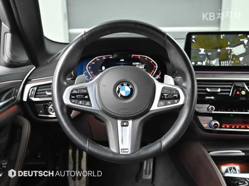 BMW 올New5 Series (G30)530i xDrive M Sport - 13