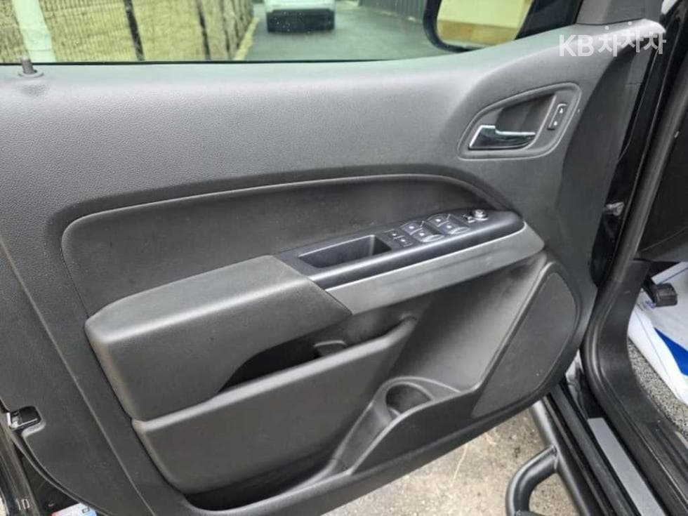 GM Korea Colorado3.6L V6 4WD Extreme-X - 10