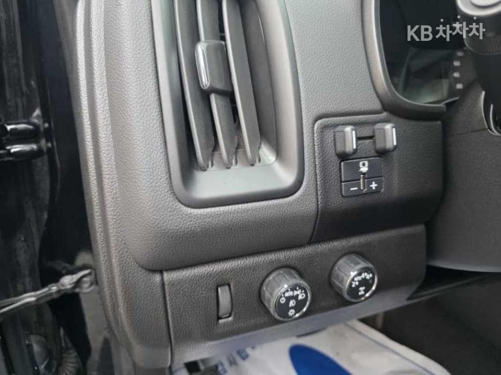 GM Korea Colorado3.6L V6 4WD Extreme-X - 11