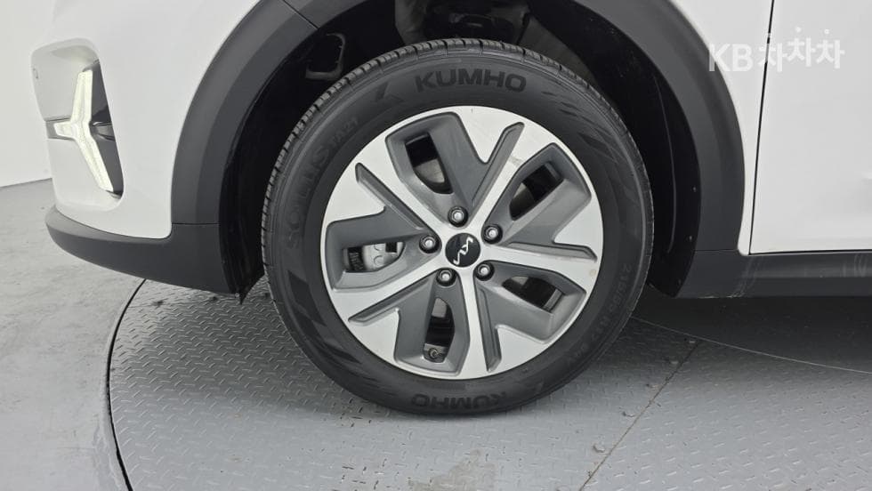 Киа Ниро PlusEV 어스 - 6