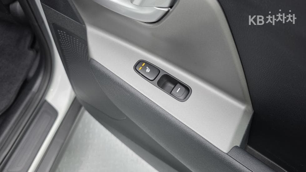 Киа Ниро PlusEV 어스 - 9