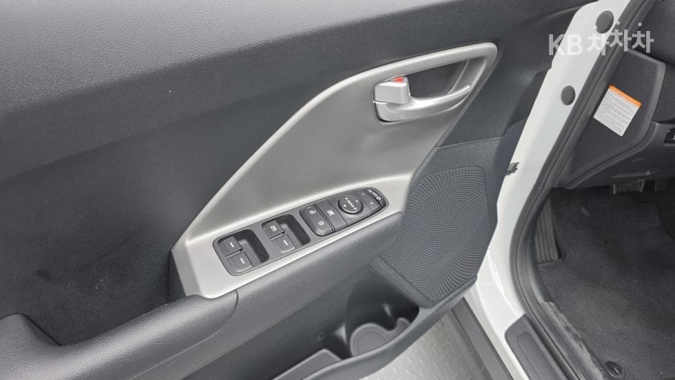 Киа Ниро PlusEV 어스 - 15