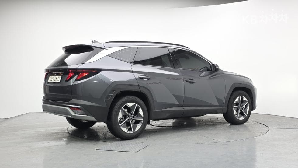 Hyundai The New (facelift) Tucson(NX (Lexus SUV)4)Gasoline 1.6T 2WD Premium - 3