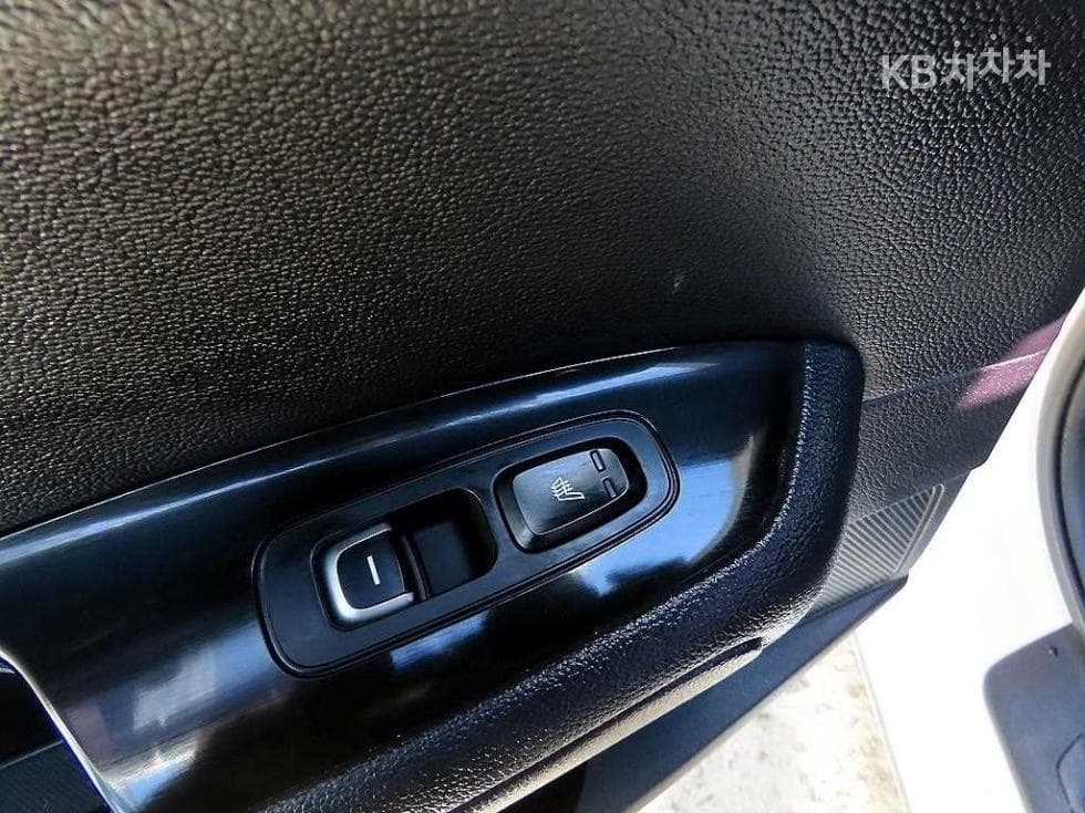 Kia K5 Second generation2.0 Gasoline MX Noblesse - 17