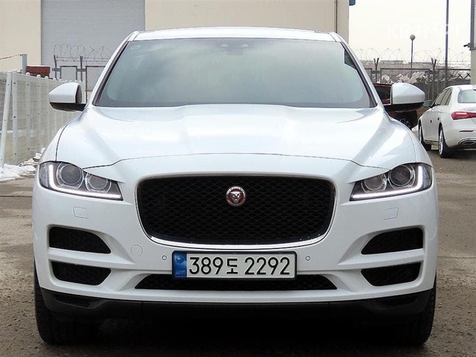 Jaguar F-PACE20d PRESTIGE