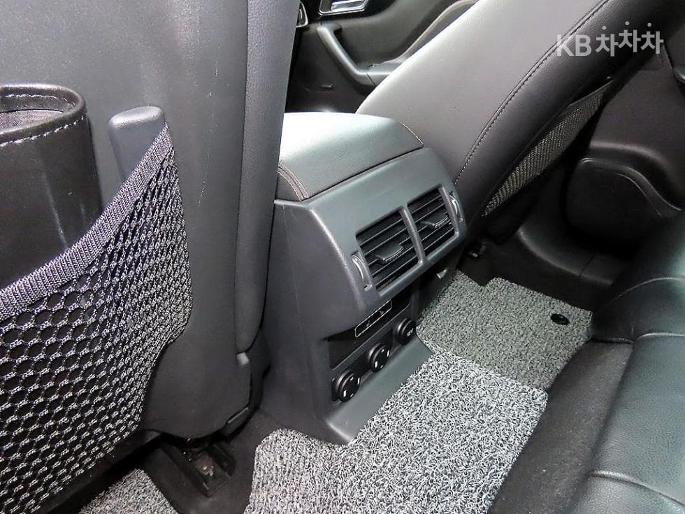 Jaguar F-PACE20d PRESTIGE - 16