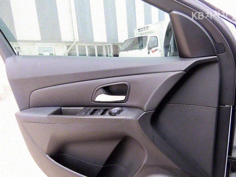 GM Korea Chevrolet Cruze1.8 LTZ+ The Perfect Black - 11
