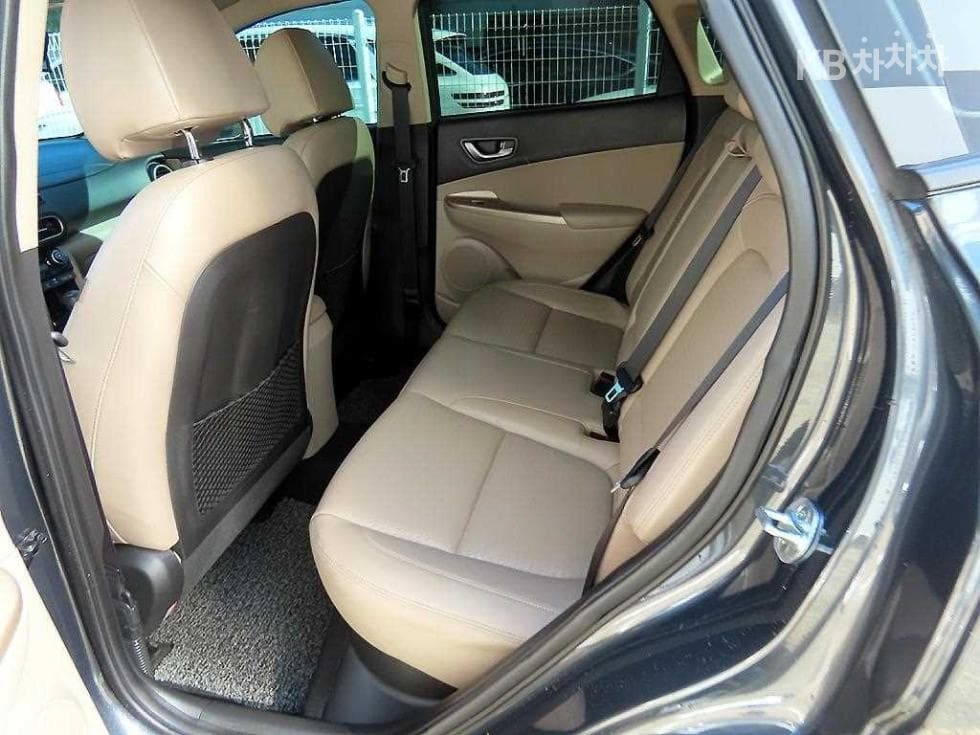 Хюндай Kona1.6 Турбо 4x4 Premium - 7