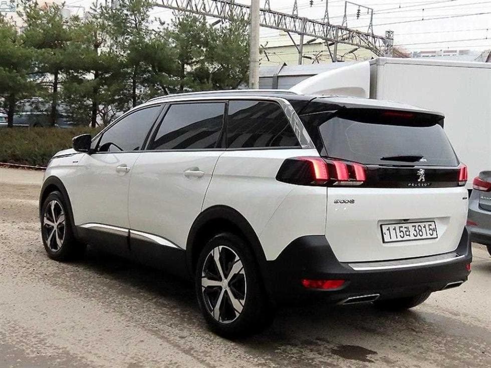 Peugeot 50081.5 Blue HDi GT Line - 3