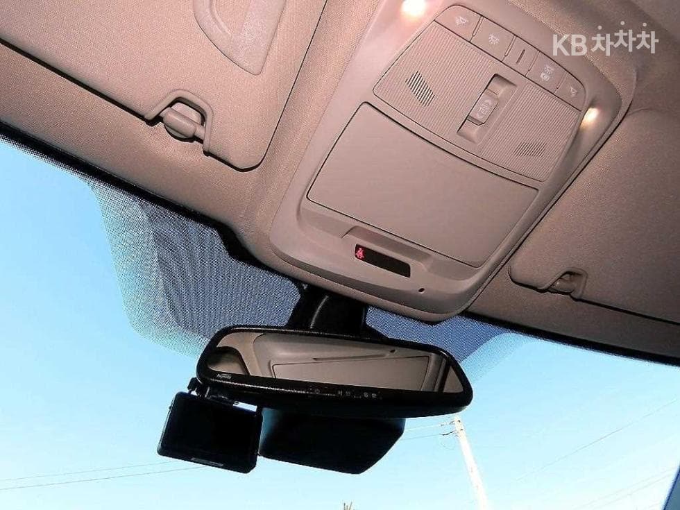 Renault Korea The New (facelift) QM62.0 GDe 2WD LE - 14