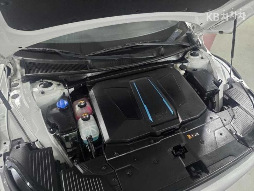 Хюндай IONIQ 5Long Range AWD Exclusive - 5