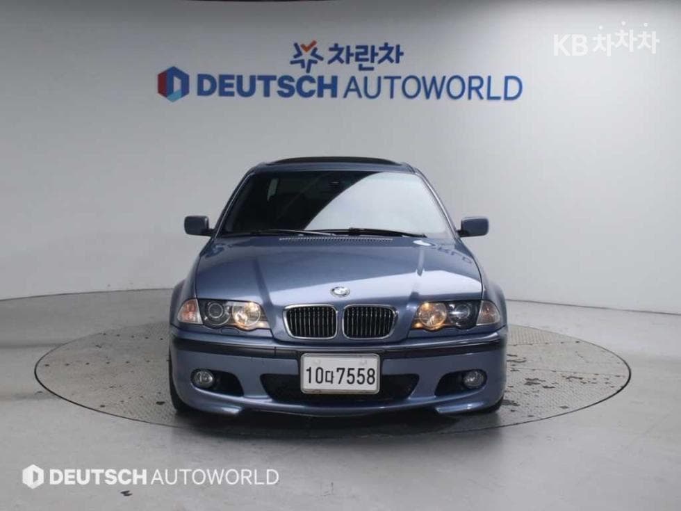 BMW 3 Серия330i - 3