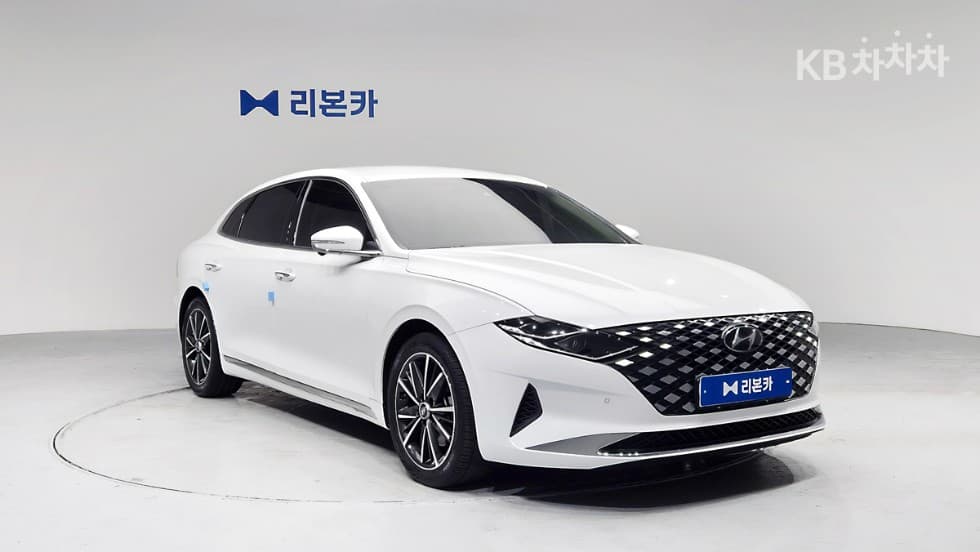 Хюндай The New (фейслифт) Grandeur (Azera)2.5 Le Blanc - 8