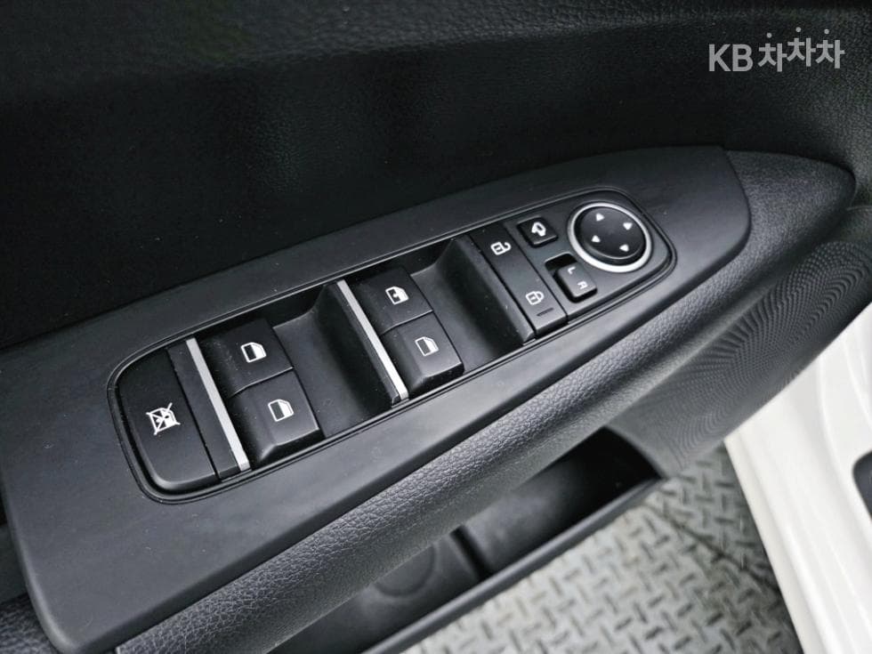 Kia The New (facelift) K31.6 Gasoline Prestige Standard - 8