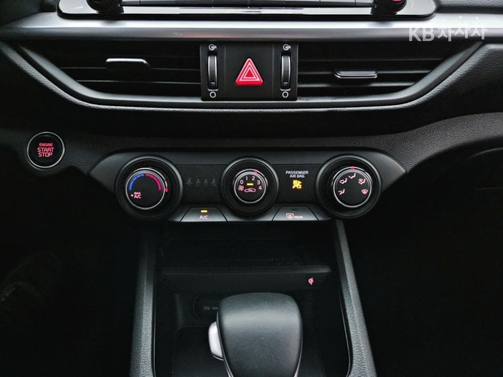 Kia The New (facelift) K31.6 Gasoline Prestige Standard - 13