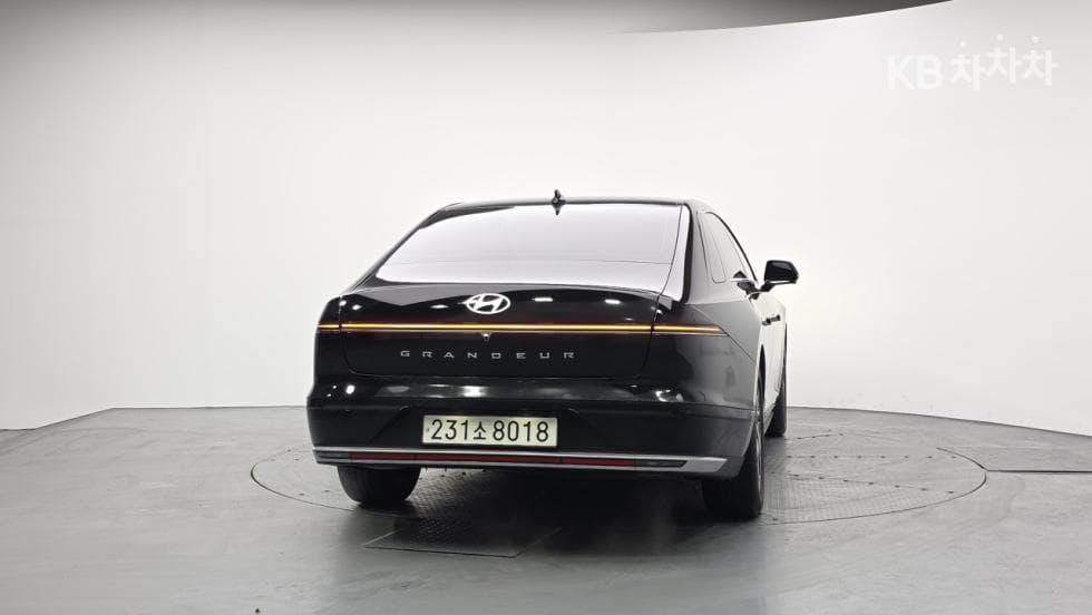 Hyundai The All New Grandeur (Azera)2.5L gasoline 2WD Exclusive - 4