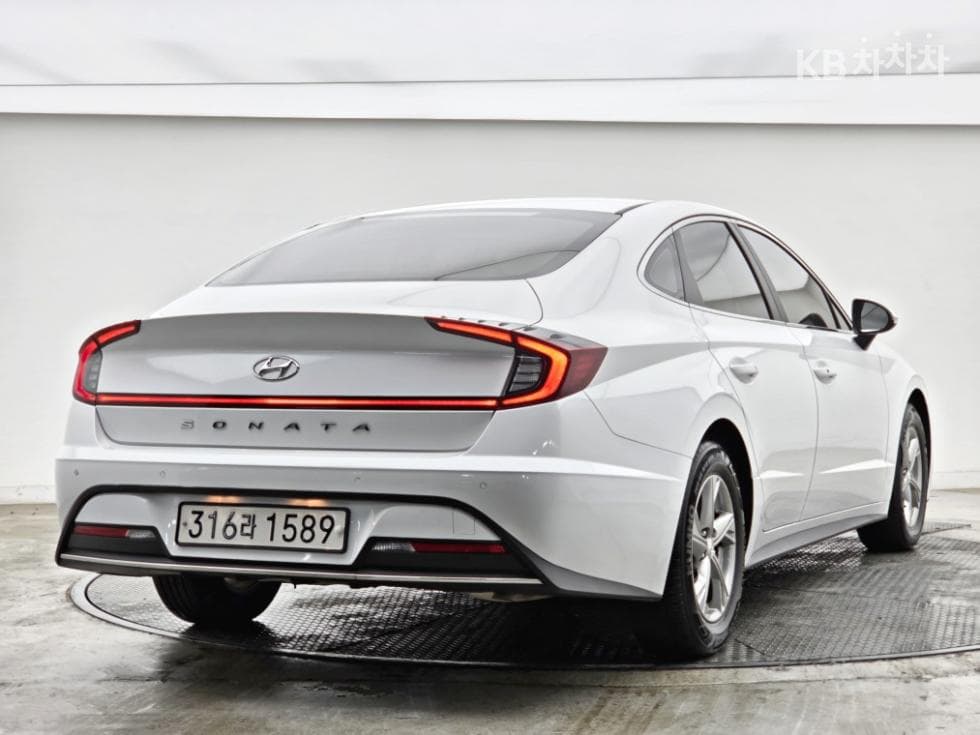 Hyundai Sonata (DN8)2.0 LPG Rental car Style - 3