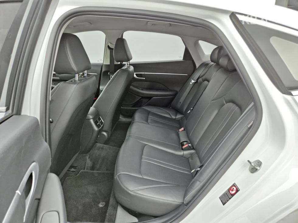 Hyundai Sonata (DN8)2.0 LPG Rental car Style - 15