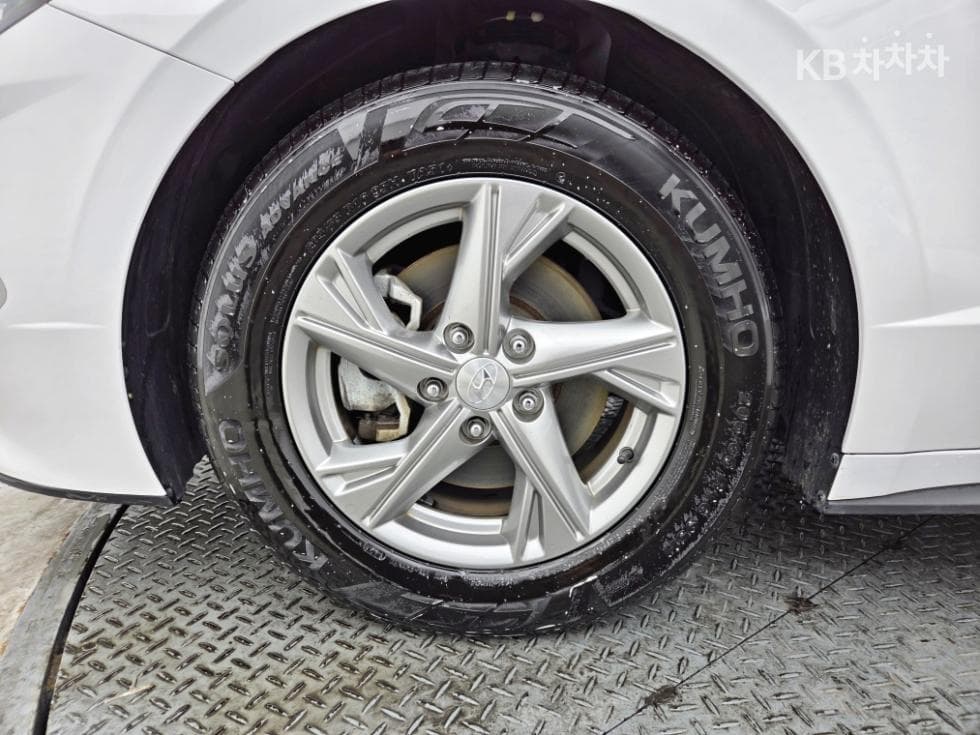 Hyundai Sonata (DN8)2.0 LPG Rental car Style - 19