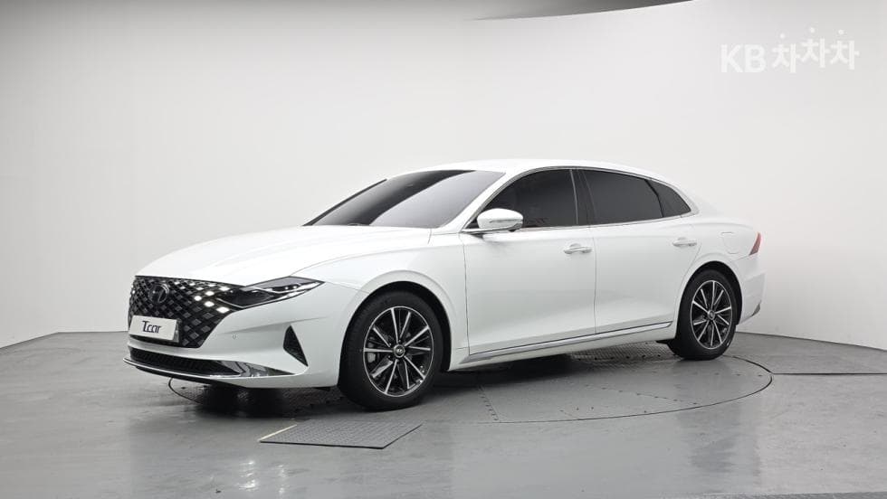 Hyundai The New (facelift) Grandeur (Azera) 3.3 Exclusive - Image 1