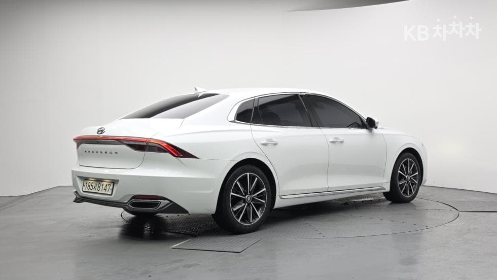 Hyundai The New (facelift) Grandeur (Azera)3.3 Exclusive - 2