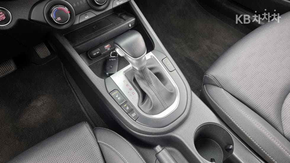Kia The New (facelift) K31.6 Gasoline Prestige Standard - 9