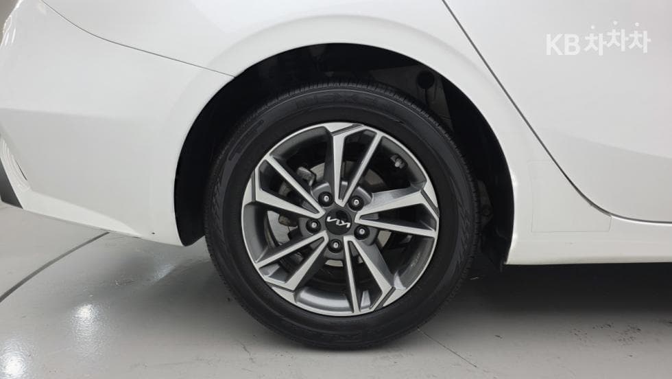 Kia The New (facelift) K31.6 Gasoline Prestige Standard - 24
