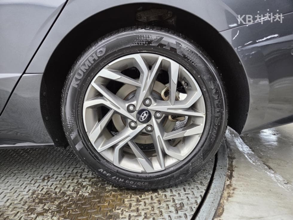 Hyundai Sonata (DN8)2.0 Premium Plus - 6