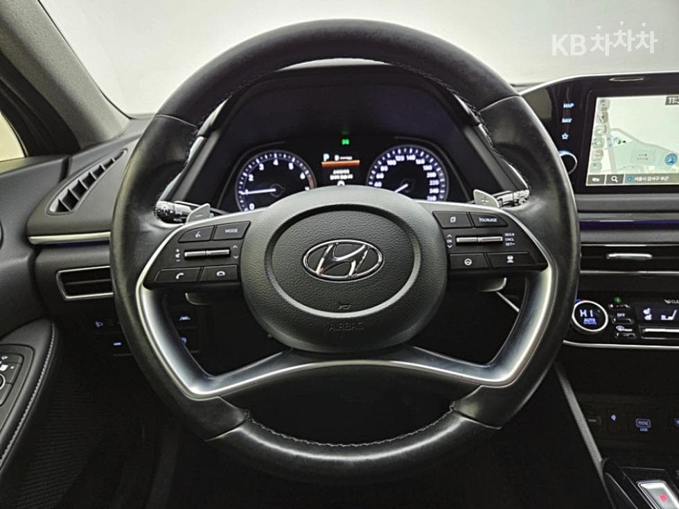 Hyundai Sonata (DN8)2.0 Premium Plus - 18