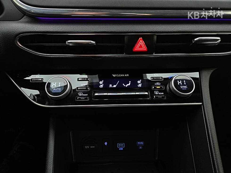 Hyundai Sonata (DN8)2.0 Premium Plus - 22