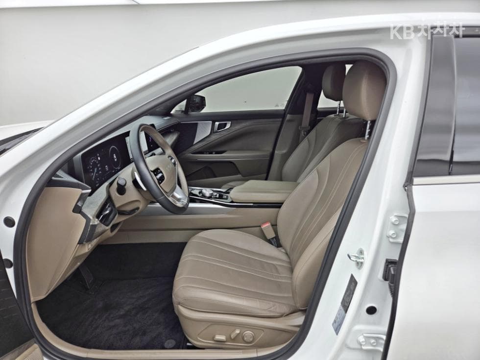 Kia K8 Hybrid1.6 Turbo Noblesse - 15
