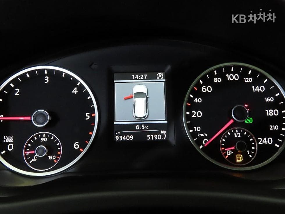 Volkswagen Нов Tiguan2.0 Турбо Дизел Инжекция R-라Местен 5N - 9