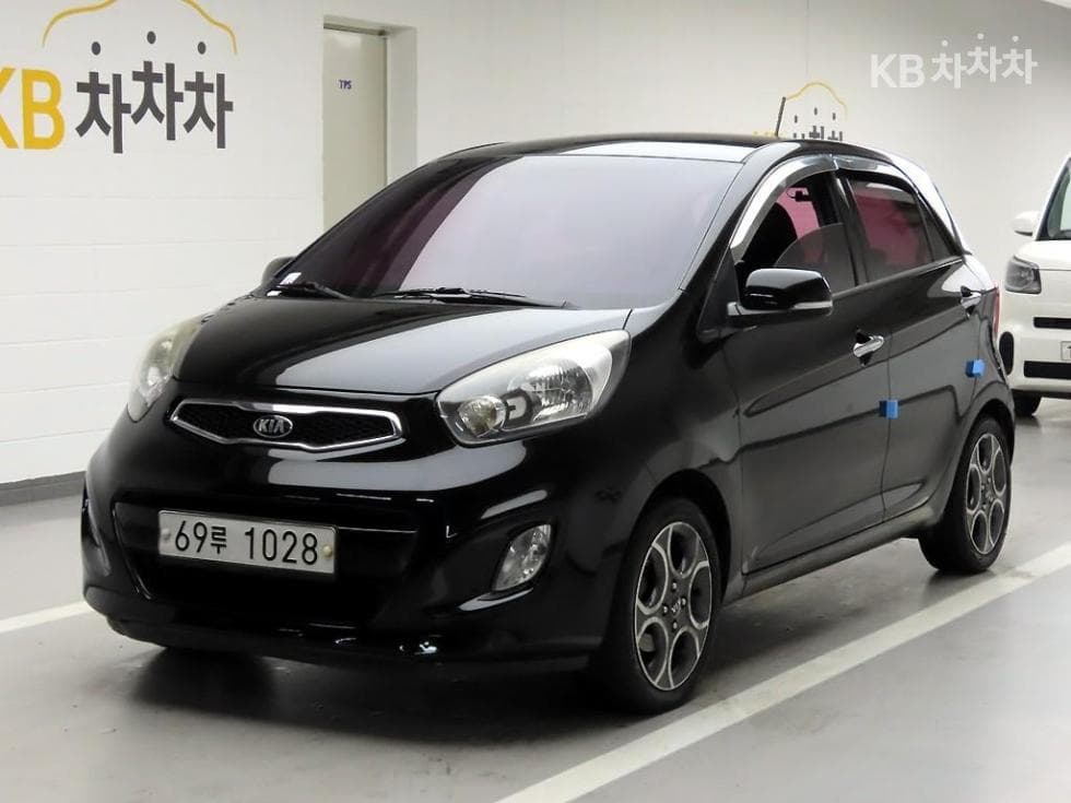 Kia all new Morning / Picanto Deluxe Trendy - Image 1