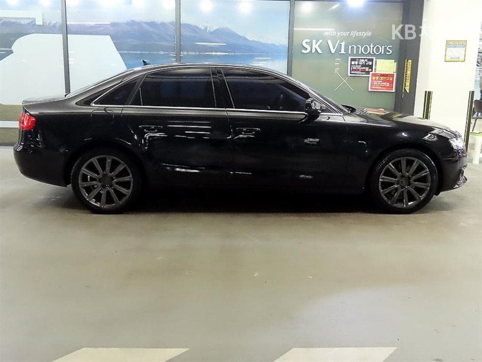 Audi NEW A42.0 TFSI 콰트로 B8 - 3