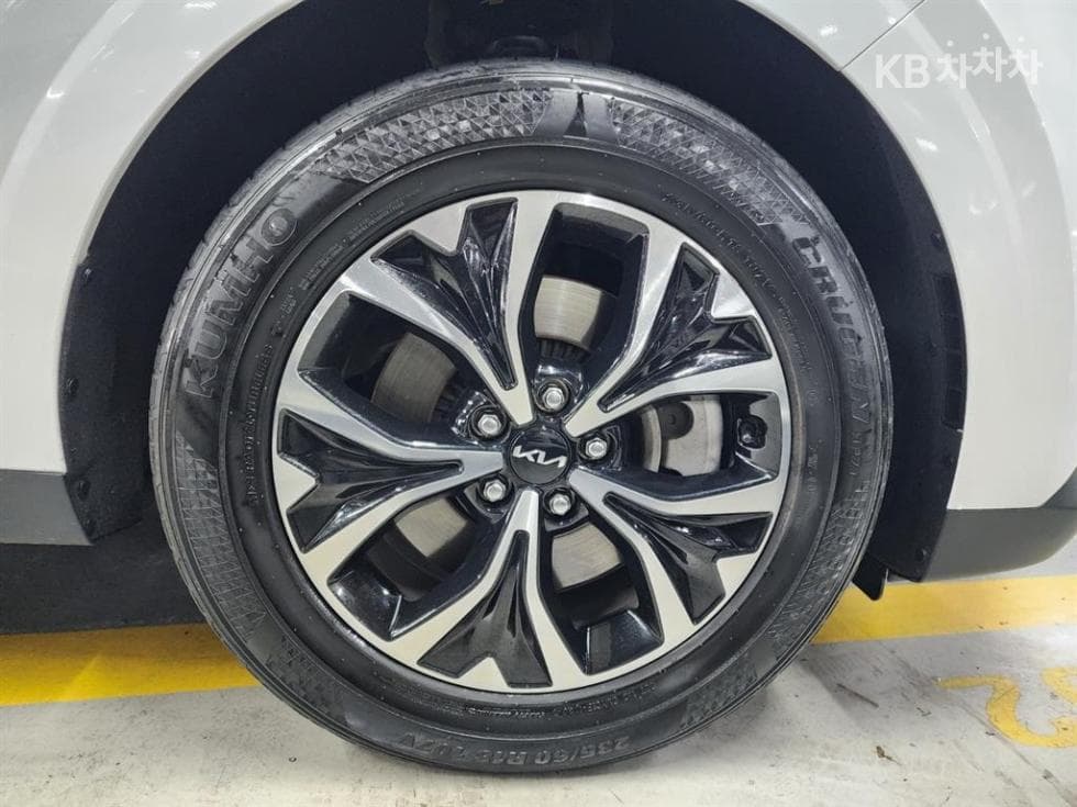 Киа Канивал 4-то поколениеD2.2 9-местен Noblesse - 6