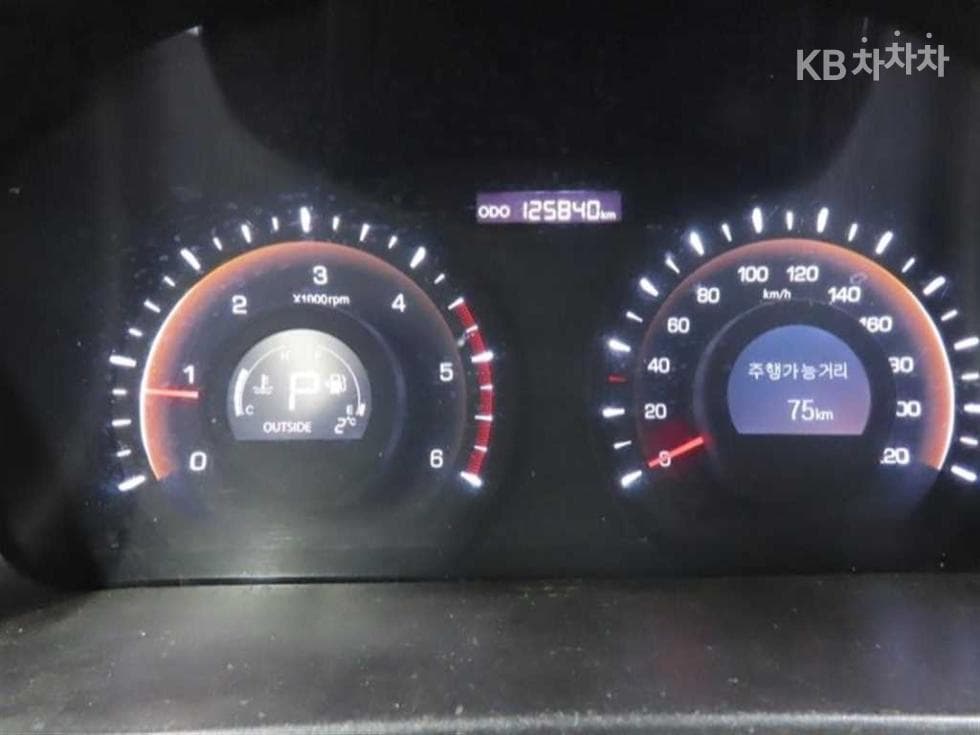 KG Mobility New코란도 C2.0 어드벤처 60th 에디션 2WD - 4