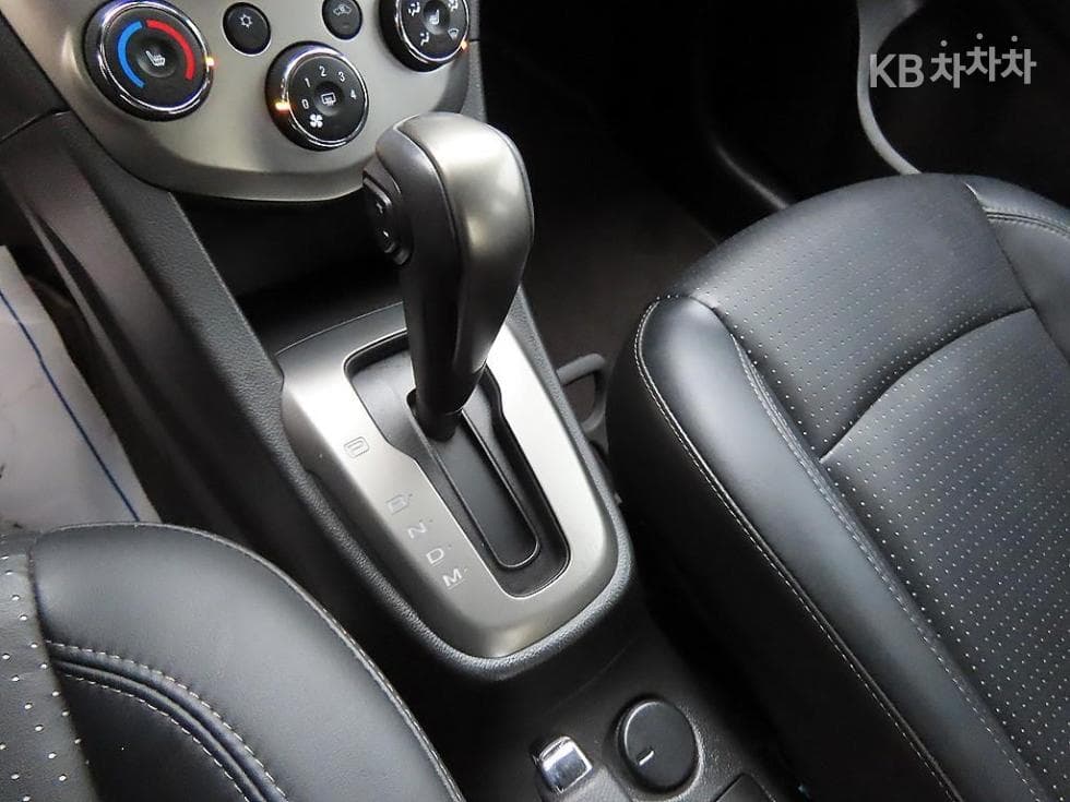 GM Korea Chevrolet 아베오1.4 Turbo L Star - 10