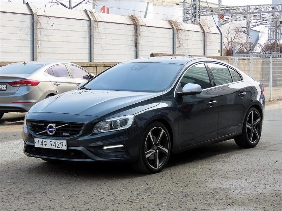 Volvo S60 T5 Second generation(10~) - Image 1