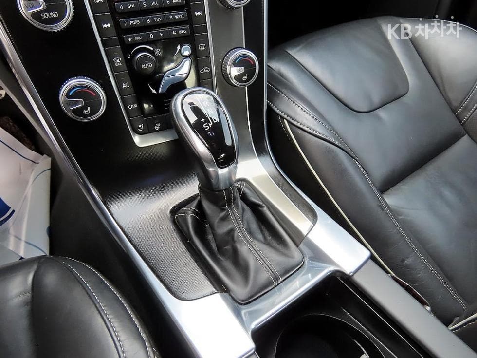 Volvo S60T5 Второ поколение - 10