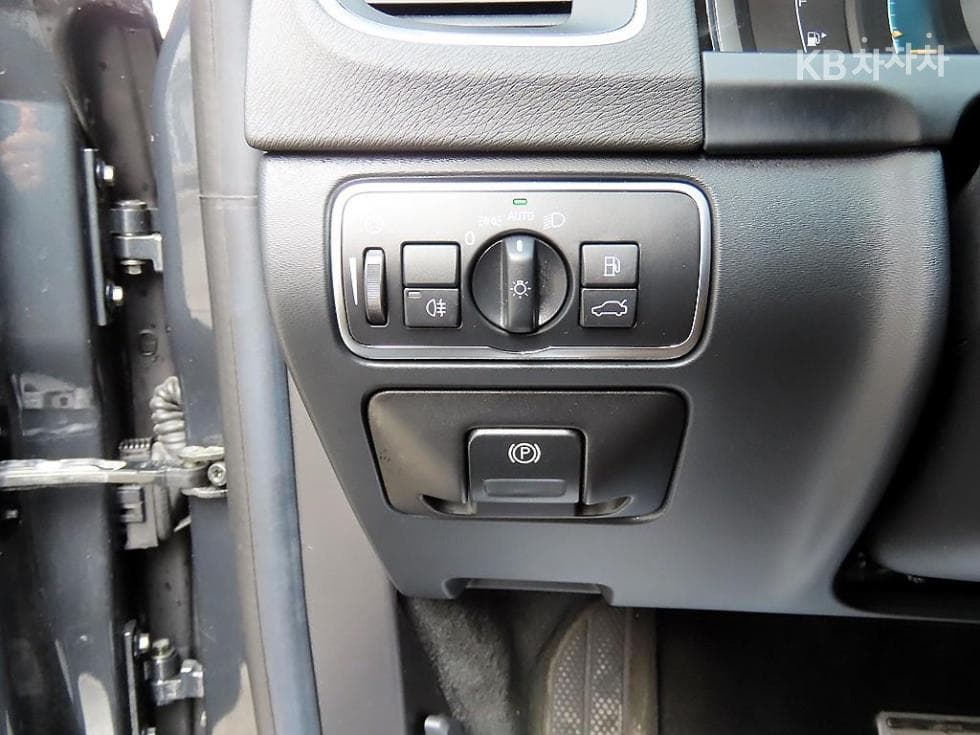 Volvo S60T5 Второ поколение - 12