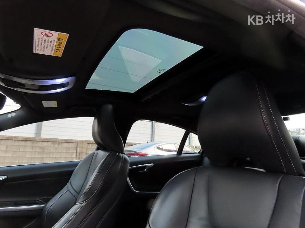 Volvo S60T5 Второ поколение - 18