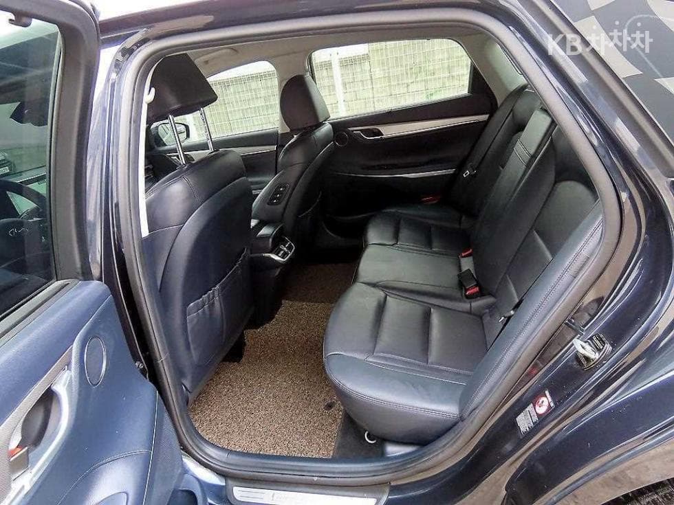 Hyundai The New (facelift) Grandeur (Azera)3.3 Exclusive - 5