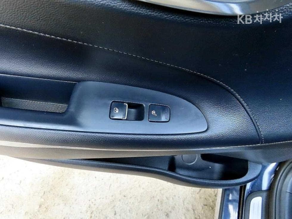 Hyundai The New (facelift) Grandeur (Azera)3.3 Exclusive - 14