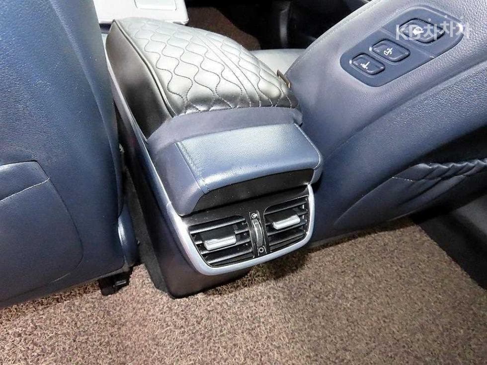 Hyundai The New (facelift) Grandeur (Azera)3.3 Exclusive - 15