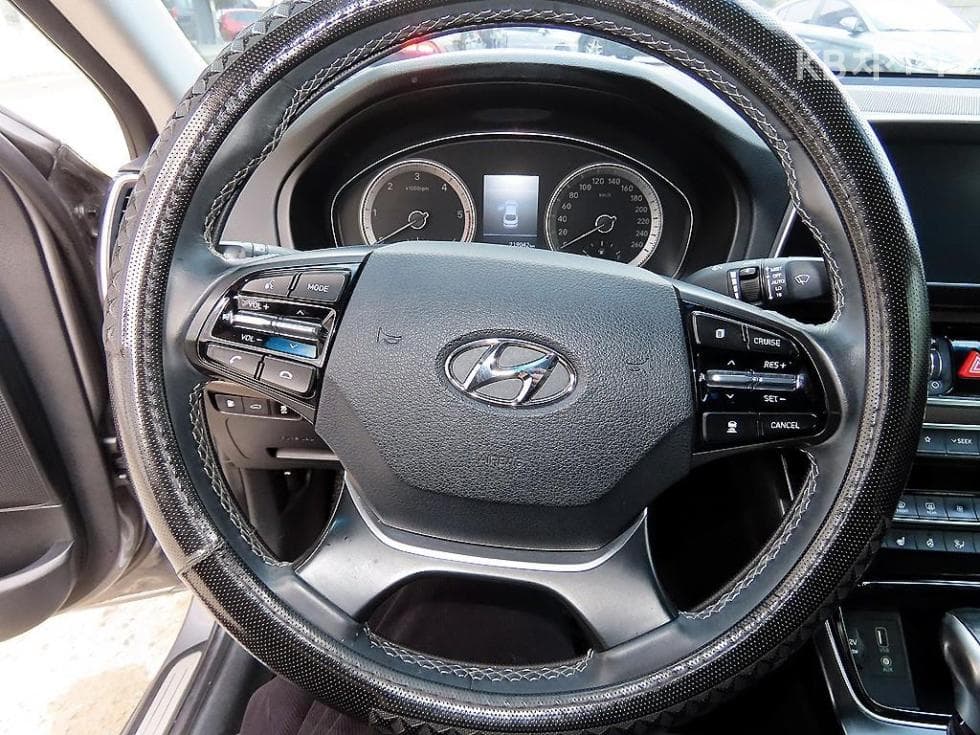 Hyundai Grandeur (Azera)IGDiesel 2.2 Premium Standard - 8