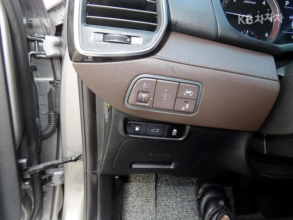 Hyundai Grandeur (Azera)IGDiesel 2.2 Premium Standard - 13