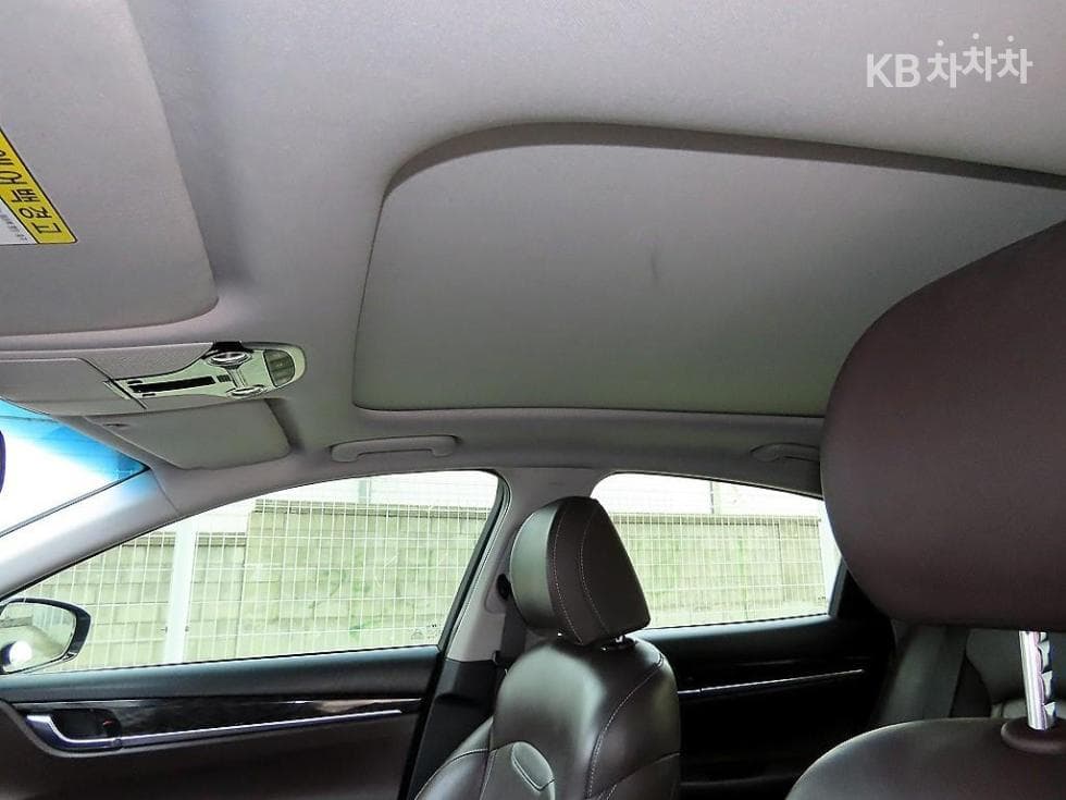 Hyundai Grandeur (Azera)IGDiesel 2.2 Premium Standard - 18